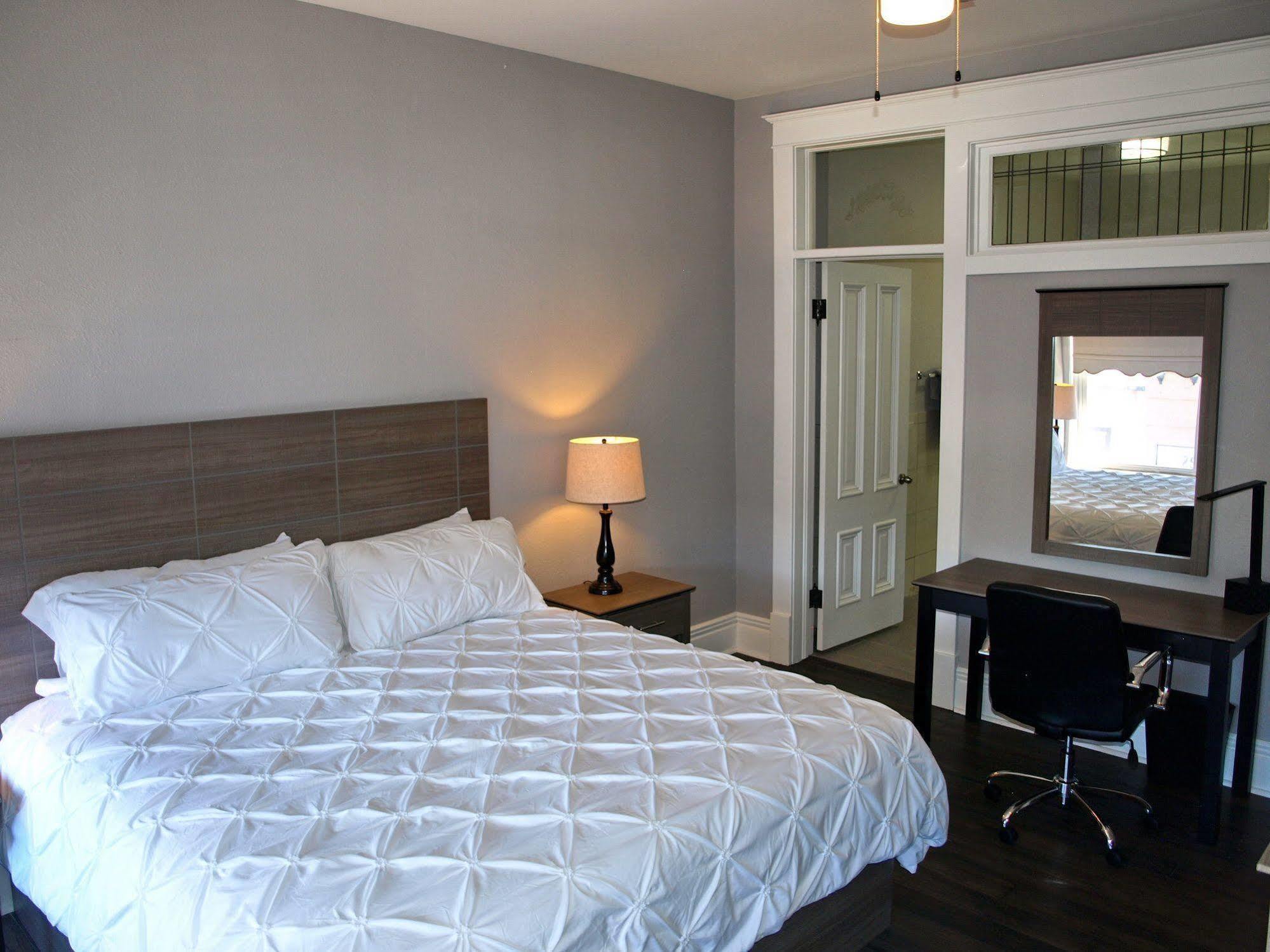 Cornerstone Inn Washington Dış mekan fotoğraf
